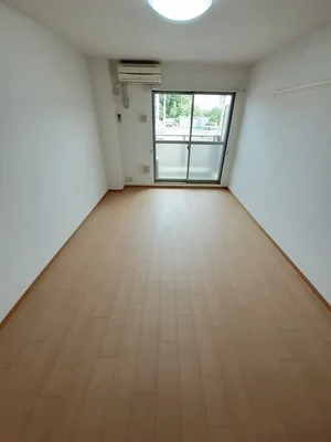 のマンスリーマンション・ウィークリーマンション「プレッサ泉中央 111・洋室(No.1302127)」メイン画像