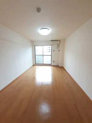 のマンスリーマンション・ウィークリーマンション「プレッサ泉中央 104・洋室(No.1302128)」メイン画像