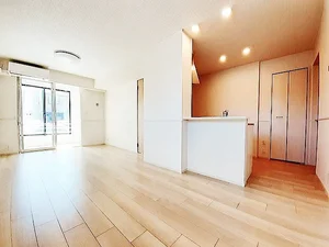 のマンスリーマンション・ウィークリーマンション「サンライズ桜町Ｂ 105・洋室(No.1302156)」メイン画像