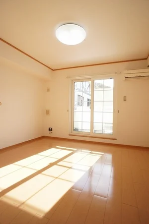 のマンスリーマンション・ウィークリーマンション「グレイス　カーサ 202・洋室(No.1302187)」メイン画像