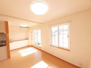 のマンスリーマンション・ウィークリーマンション「ヴィラ・フリューゲル 203・洋室(No.1302232)」メイン画像