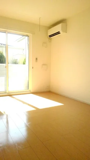 のマンスリーマンション・ウィークリーマンション「グランソレーユⅡ 101・洋室(No.1302318)」メイン画像