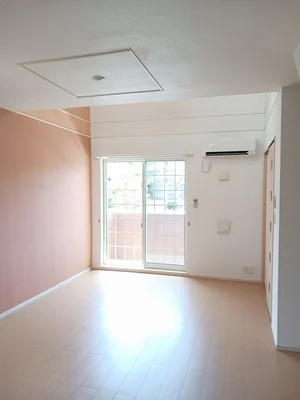 のマンスリーマンション・ウィークリーマンション「ルスカＡ 102・洋室(No.1302321)」メイン画像