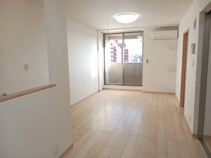 のマンスリーマンション・ウィークリーマンション「トーク鷹の羽Ⅲ 402・洋室(No.1302376)」メイン画像