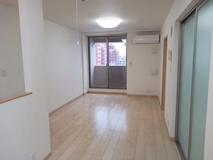 高岡市のマンスリーマンション・ウィークリーマンション「トーク鷹の羽Ⅲ 402・洋室(No.1302376)」メイン画像