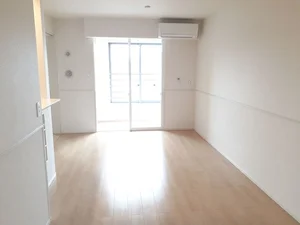 のマンスリーマンション・ウィークリーマンション「メゾン　クロシェット 202・洋室(No.1302385)」メイン画像