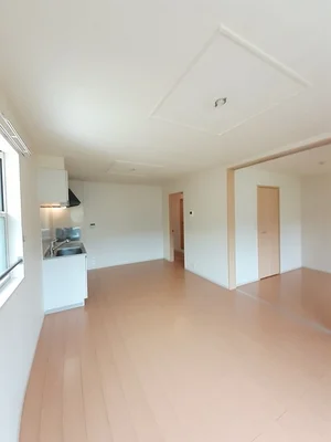 のマンスリーマンション・ウィークリーマンション「ル　スヴニール 201・洋室(No.1302526)」メイン画像