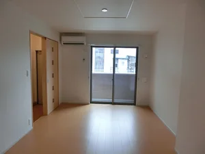 のマンスリーマンション・ウィークリーマンション「ヴィラ・アドリアーナＢ 103・洋室(No.1302712)」メイン画像