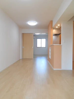 のマンスリーマンション・ウィークリーマンション「ガーデンハウス・アルバ 103・洋室(No.1302734)」メイン画像