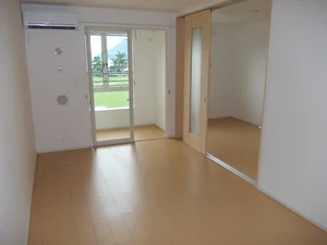 のマンスリーマンション・ウィークリーマンション「ローベルジュ 203・洋室(No.1302903)」メイン画像