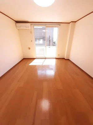 のマンスリーマンション・ウィークリーマンション「コーポフォレストⅡ　Ｂ 103・洋室(No.1302939)」メイン画像