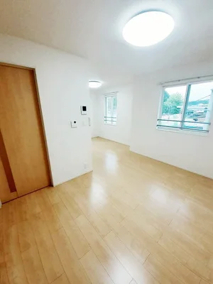 のマンスリーマンション・ウィークリーマンション「リヴェール　Ⅱ 202・洋室(No.1302963)」メイン画像