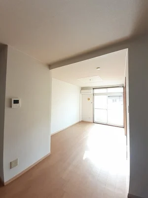 福山平成大学周辺のマンスリーマンション・ウィークリーマンション「コーポ　サンスカイＥ 103・洋室(No.1302997)」メイン画像