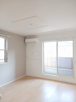 四国大学短期大学部周辺のマンスリーマンション・ウィークリーマンション「クラール　安宅Ａ 203・洋室(No.1303043)」メイン画像