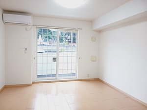 のマンスリーマンション・ウィークリーマンション「シャトレ・ブリアン弐番館 103・洋室(No.1303050)」メイン画像