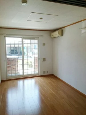 のマンスリーマンション・ウィークリーマンション「ＭＡＩＳＯＮ　ＳＯＬＥＩＬ 101・洋室(No.1303297)」メイン画像