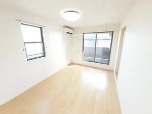 のマンスリーマンション・ウィークリーマンション「ソレアード 201・洋室(No.1303310)」メイン画像