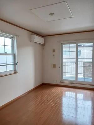 のマンスリーマンション・ウィークリーマンション「ポポラーレＴ　２ 203・洋室(No.1303344)」メイン画像