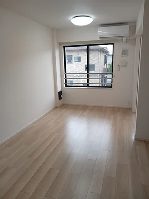 小山市のマンスリーマンション・ウィークリーマンション「ルミエール城東 203・洋室(No.1303381)」メイン画像