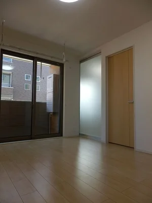 のマンスリーマンション・ウィークリーマンション「サニーフィールドⅦ 101・洋室(No.1303422)」メイン画像