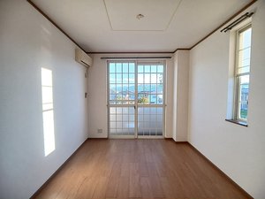 のマンスリーマンション・ウィークリーマンション「シェソワＦ 202・洋室(No.1303465)」メイン画像