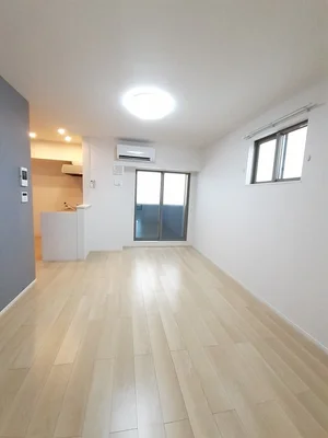 のマンスリーマンション・ウィークリーマンション「ハーバーフロントエス 302・洋室(No.1303498)」メイン画像