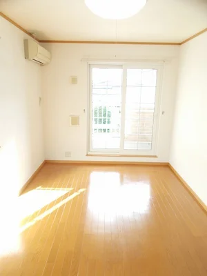 のマンスリーマンション・ウィークリーマンション「ボア・ソルーチＢ 204・洋室(No.1303572)」メイン画像