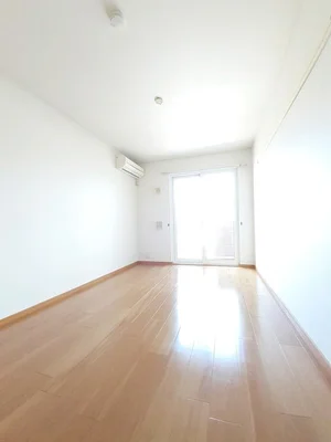 のマンスリーマンション・ウィークリーマンション「プレシャス 103・洋室(No.1303574)」メイン画像