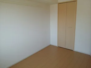 のマンスリーマンション・ウィークリーマンション「フォルス・ラーマ５ 202・洋室(No.1303583)」メイン画像