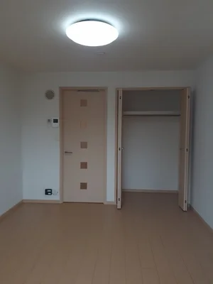 紀三井寺駅（和歌山県）のマンスリーマンション・ウィークリーマンション「ルピエ紀三井寺 201・洋室(No.1303735)」メイン画像