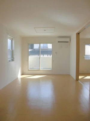 のマンスリーマンション・ウィークリーマンション「ヒルサイド・ヴィラＳ　Ｂ 201・洋室(No.1303789)」メイン画像