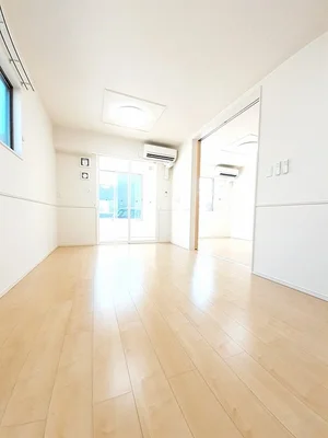 のマンスリーマンション・ウィークリーマンション「アルコ　イーリス　Ⅱ 101・洋室(No.1303798)」メイン画像