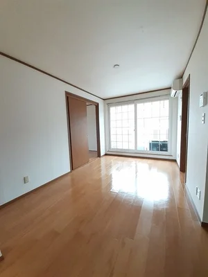 のマンスリーマンション・ウィークリーマンション「クレスト－ル高野Ⅲ 203・洋室(No.1303977)」メイン画像