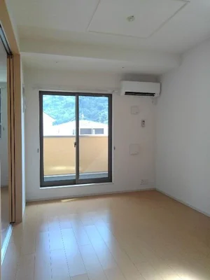 のマンスリーマンション・ウィークリーマンション「ヴァンベール葉山　Ⅱ 201・洋室(No.1304003)」メイン画像