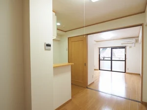 のマンスリーマンション・ウィークリーマンション「エス・テイト守恒 205・洋室(No.1304024)」メイン画像