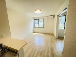 のマンスリーマンション・ウィークリーマンション「プリメール　サンク 202・洋室(No.1304049)」メイン画像