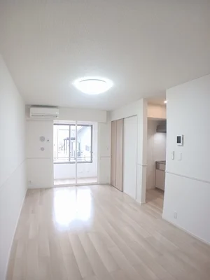 米子市新開（鳥取県）のマンスリーマンション・ウィークリーマンション「アースメゾン 104・洋室(No.1304079)」メイン画像