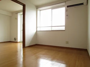 のマンスリーマンション・ウィークリーマンション「サンライズ３　ローズマリー館 203・洋室(No.1304090)」メイン画像