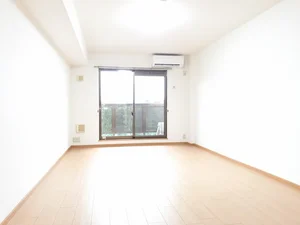 のマンスリーマンション・ウィークリーマンション「ルートサイドヴィラ 302・洋室(No.1304094)」メイン画像