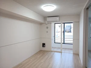 のマンスリーマンション・ウィークリーマンション「ヒカルサ水戸赤塚　Ⅱ 102・洋室(No.1304116)」メイン画像