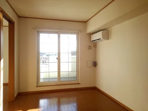 のマンスリーマンション・ウィークリーマンション「イルチングＢ 203・洋室(No.1304130)」メイン画像