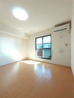 のマンスリーマンション・ウィークリーマンション「メゾン　ミモザ 202・洋室(No.1304174)」メイン画像