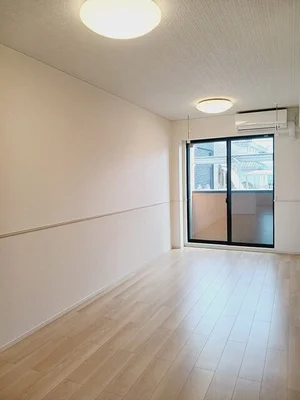 のマンスリーマンション・ウィークリーマンション「プラーム岡部　Ⅰ 104・洋室(No.1304190)」メイン画像