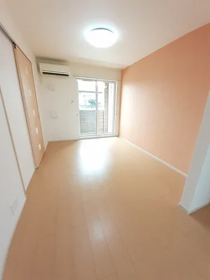 丸亀市のマンスリーマンション・ウィークリーマンション「ＲＥＶＥ 102・洋室(No.1304218)」メイン画像