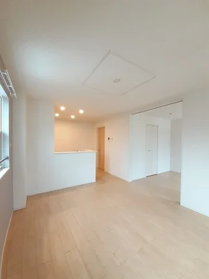 のマンスリーマンション・ウィークリーマンション「ピアニーⅢ 201・洋室(No.1304234)」メイン画像