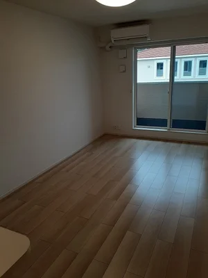 のマンスリーマンション・ウィークリーマンション「ｓａｌｉｅｎｔｅ　Ⅳ 203・洋室(No.1304316)」メイン画像