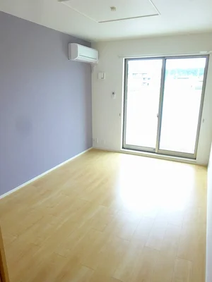 のマンスリーマンション・ウィークリーマンション「ジュ　スイ　エレガント　Ⅱ 102・洋室(No.1304336)」メイン画像