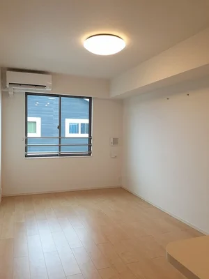 のマンスリーマンション・ウィークリーマンション「ワイレアⅡ 202・洋室(No.1304447)」メイン画像