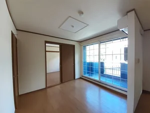 のマンスリーマンション・ウィークリーマンション「ラフィネ　ヴィラ 203・洋室(No.1304461)」メイン画像