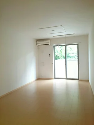 のマンスリーマンション・ウィークリーマンション「カーサ・エヴァⅡ 102・洋室(No.1304473)」メイン画像